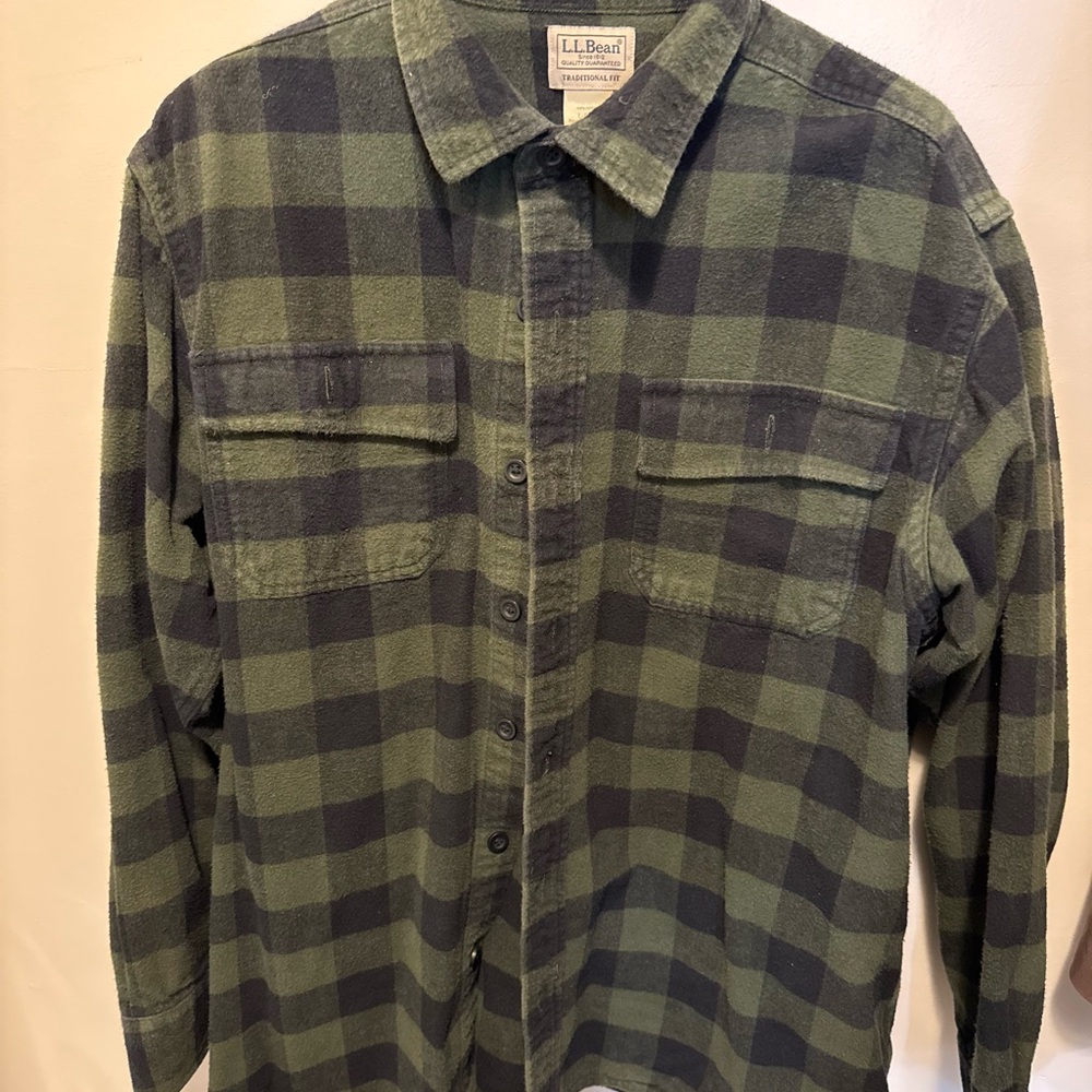 L.L. Bean Flannel — Green & Black (L)